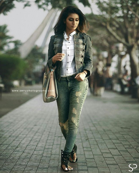 Priya Prakash Varrier Priya Prakash Varrier Biography